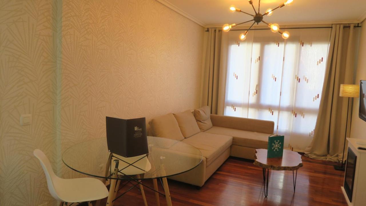 Apartamentos Palacio Azcárate Travesía Calvario Ezcaray Esterno foto